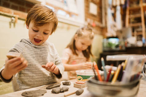 School Age - 6+ - The Paint Box School of Art